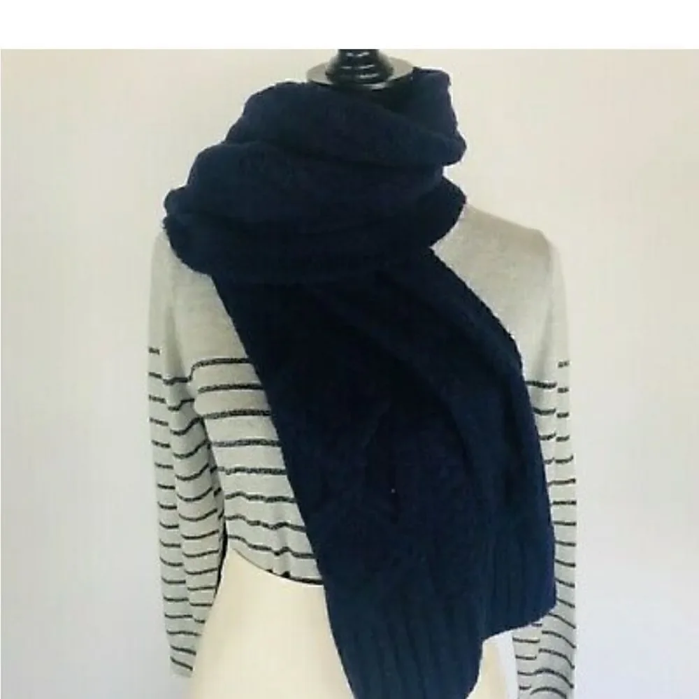 NWT J CREW  Cable knit Scarf